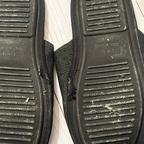 True Religion Slippers Cushioned Grsy Red Shoe Size L Men - Picture 3 of 4